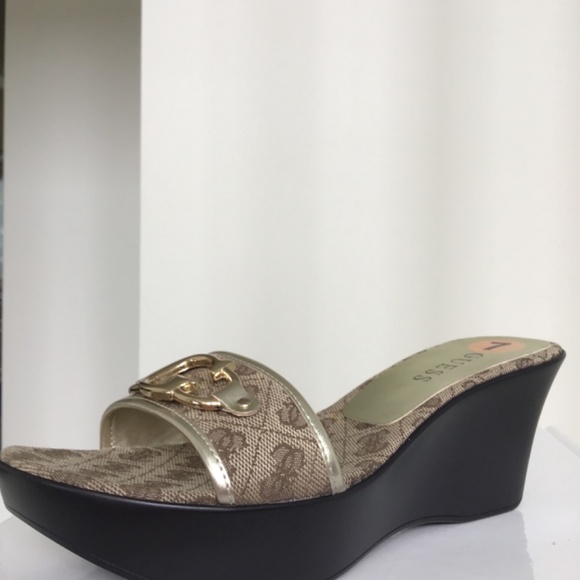 GUESS Brown G logo print wedge sandals size 7 - Picture 6 of 8